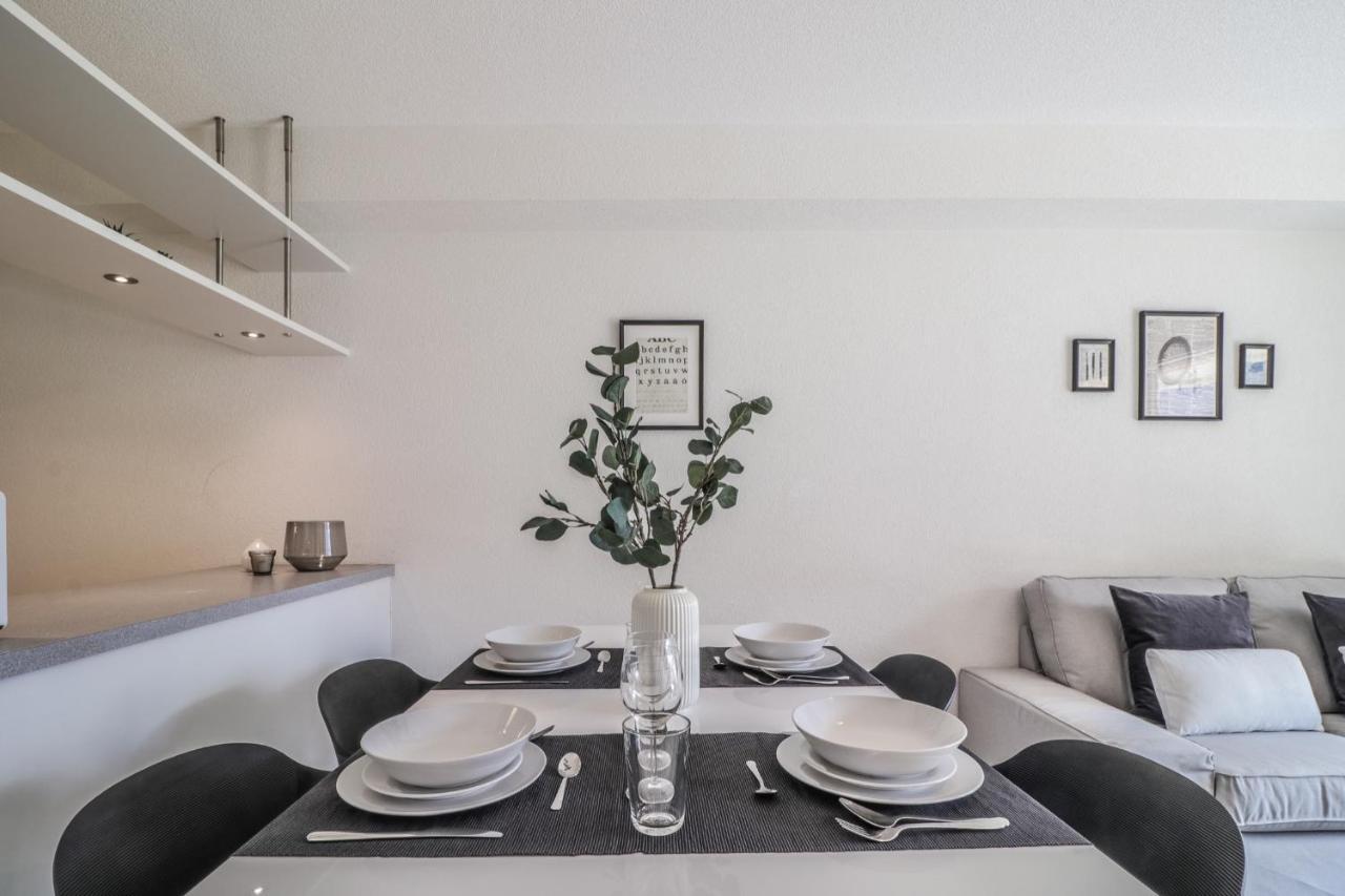 Modern Apartment Close To Martigny Train Station Exterior photo