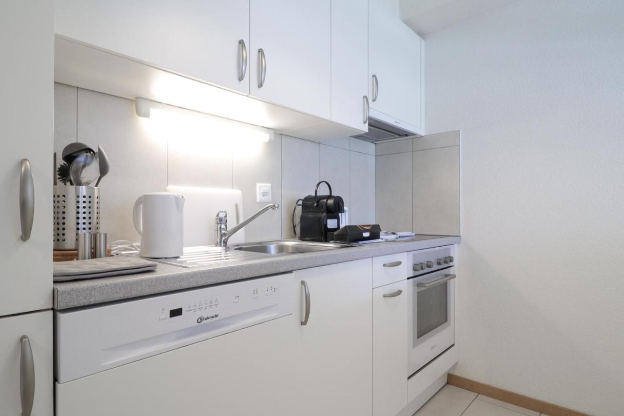 Modern Apartment Close To Martigny Train Station Exterior photo